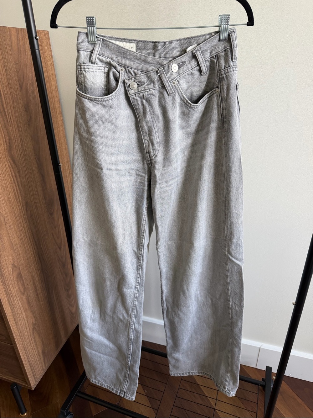 Zara Grey Criss-Cross High-Rise Wide-Leg Boyfriend Jeans Size 4